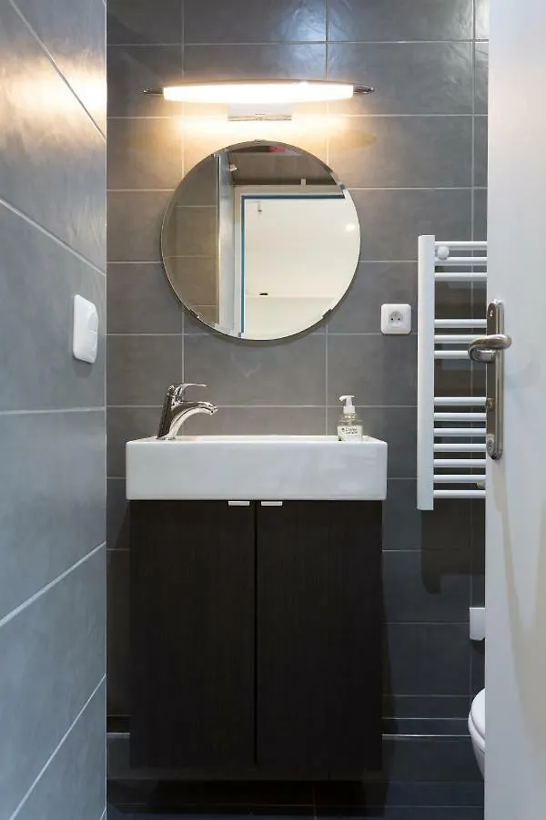 Studette De Charme Neuve Proche Invalides Apartment Paris 0*,  France
